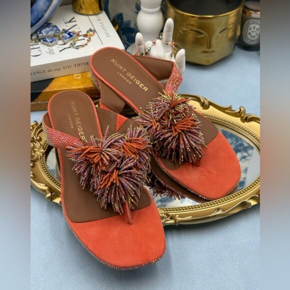 🆕 KURT GEIGER LONDON 🧿 NWOB Pom Pom T-Bar Thong Sandals, Orange - Sz 40 US 9 - Picture 10 of 16